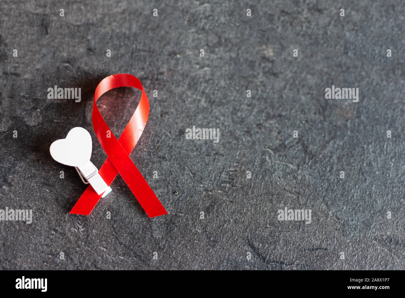 La journée mondiale de lutte contre le sida le 1er décembre avec la ...