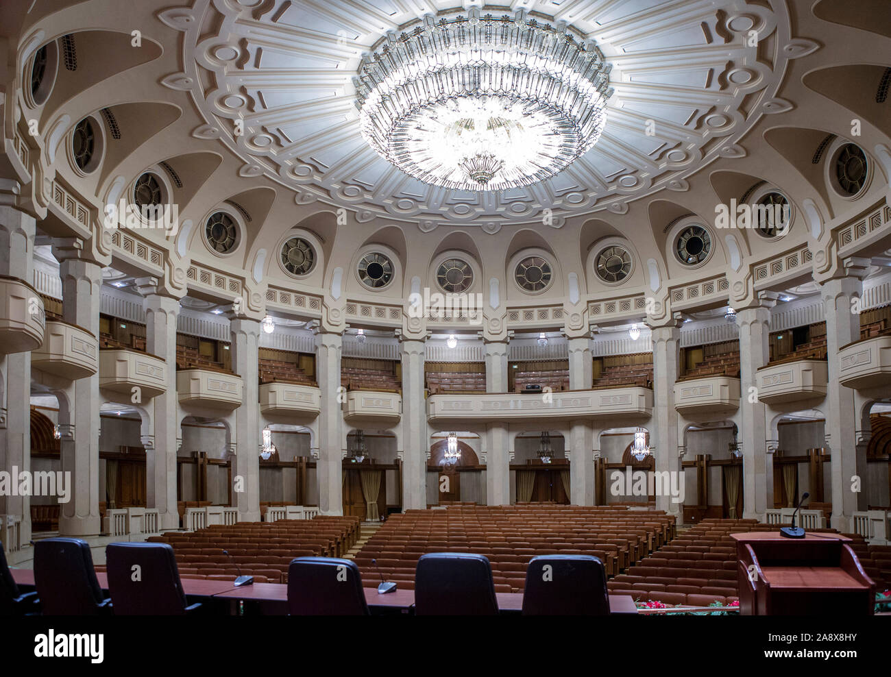 Vue de la salle Rosetti dans l'intérieur de la Palatul Parlamentului (Palais du Parlement) à Bucarest, Roumanie. Banque D'Images