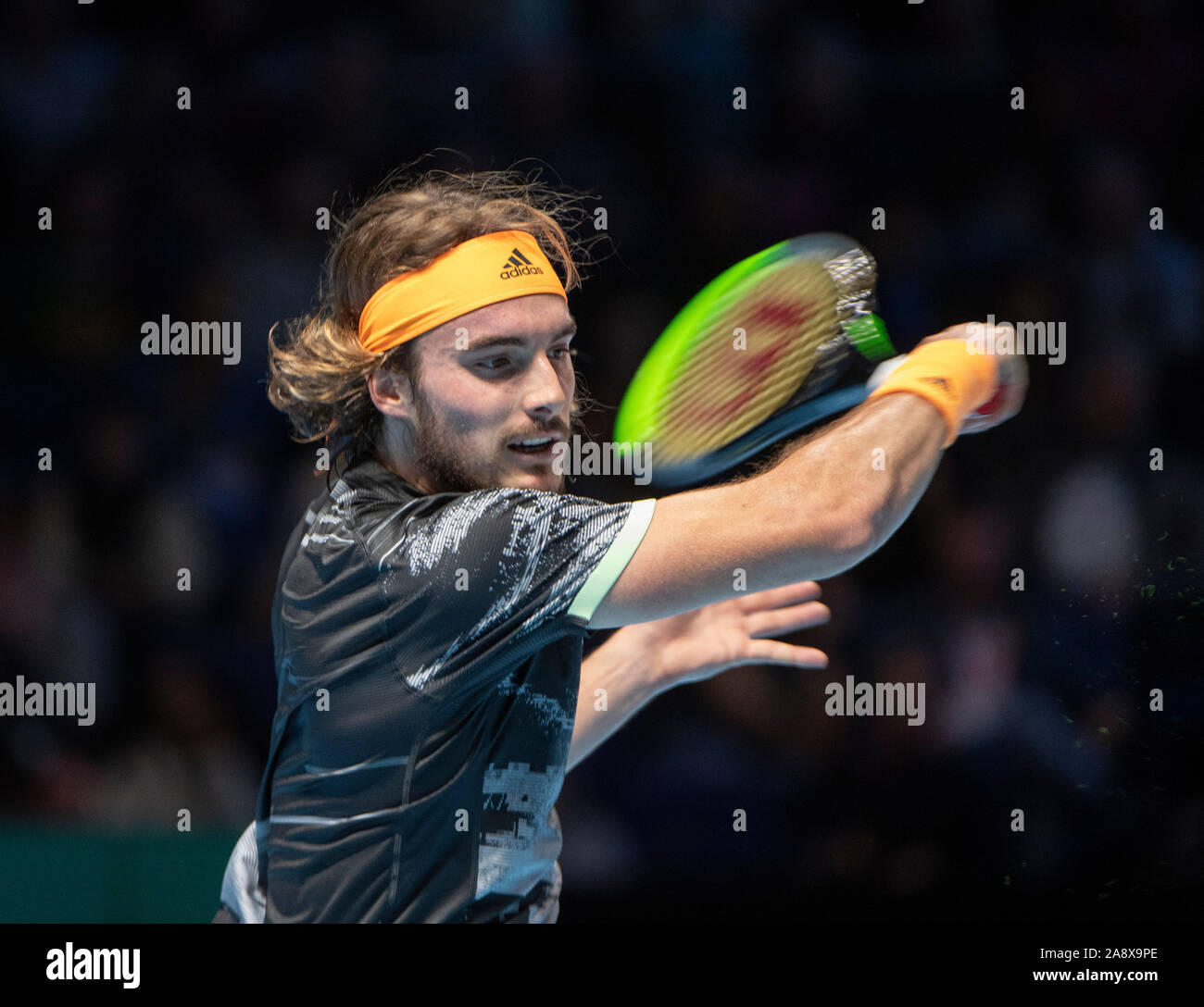 O2, Londres, Royaume-Uni. 11 novembre 2019. Finales ATP Nitto match de l'après-midi, Daniil Medvedev (RUS) (4) vs Stefanos Tsitsipas (GRE) (6). Tsitsipas gagner 7-6 (7-5) 6-4. Credit : Malcolm Park/Alamy Live News. Banque D'Images