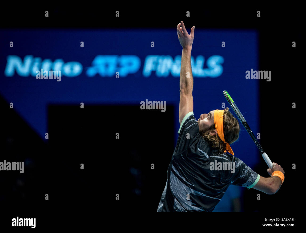 Londres, Royaume-Uni. 11Th Nov, 2019. Stefanos TSITSIPAS (Grèce) lors de la finale de Tennis ATP Nitto Londres Jour 2 à l'O2, Londres, Angleterre le 11 novembre 2019. Photo par Andy Rowland. Credit : premier Media Images/Alamy Live News Banque D'Images