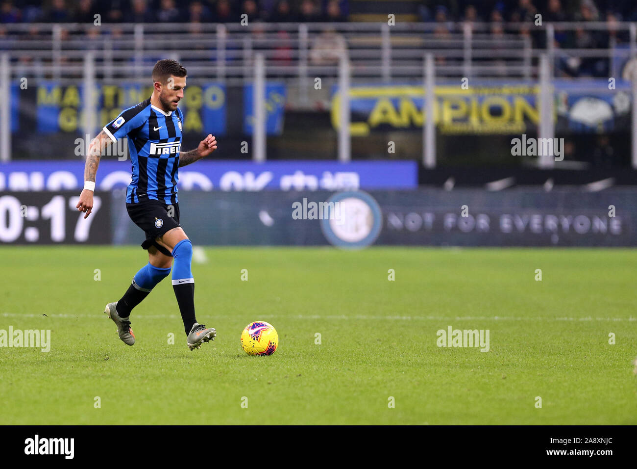 Milano, Italie. 09 Novembre 2019. Italien de série A. Internazionale FC vs FC Hellas Vérone. Cristiano Biraghi de l'Internazionale FC. Banque D'Images