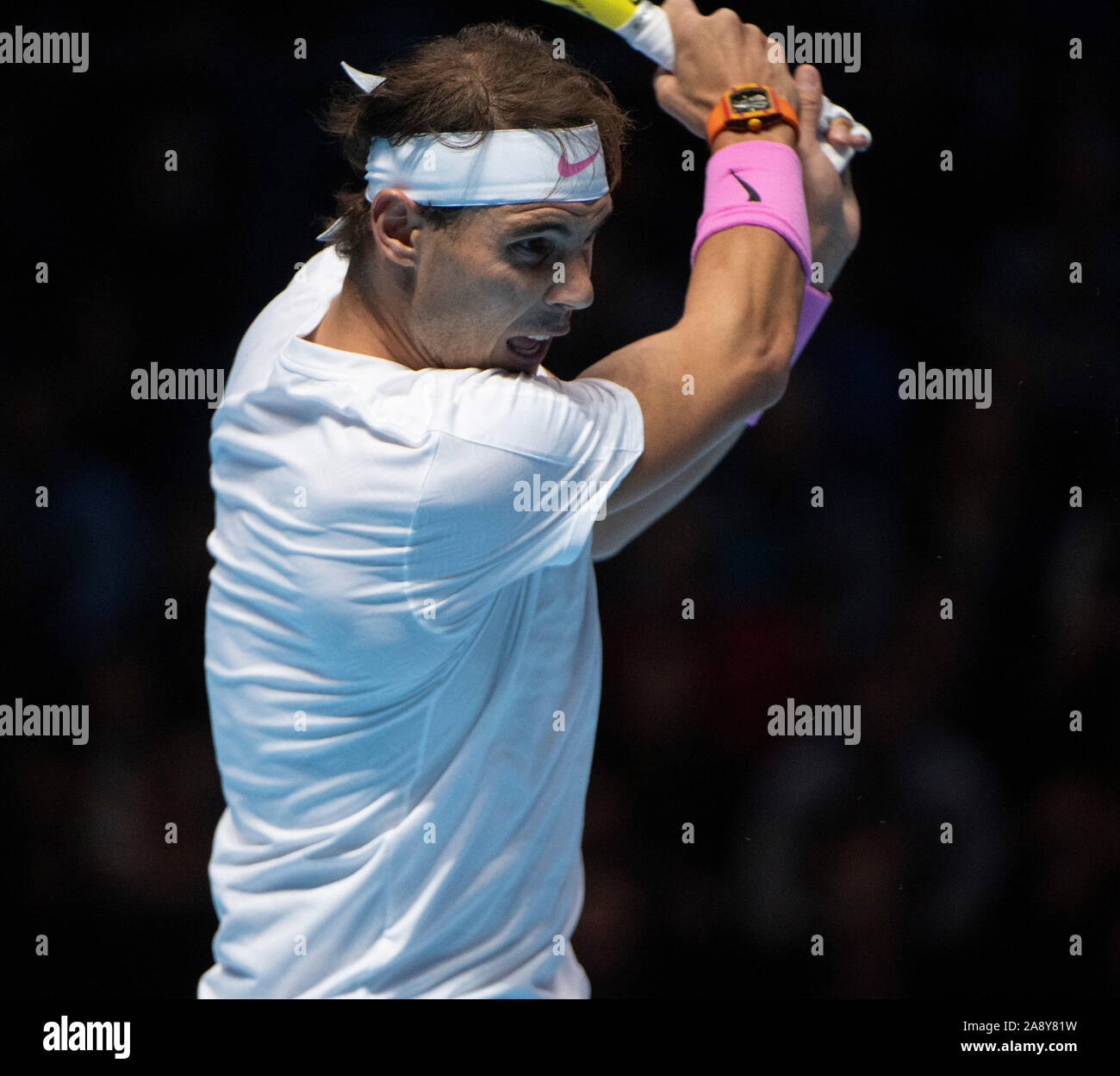 O2, Londres, Royaume-Uni. 11 novembre 2019. Soirée finale ATP Nitto match simple, Rafael Nadal (ESP) (1) vs Alexander Zverev (GER) (7). Credit : Malcolm Park/Alamy Live News. Banque D'Images