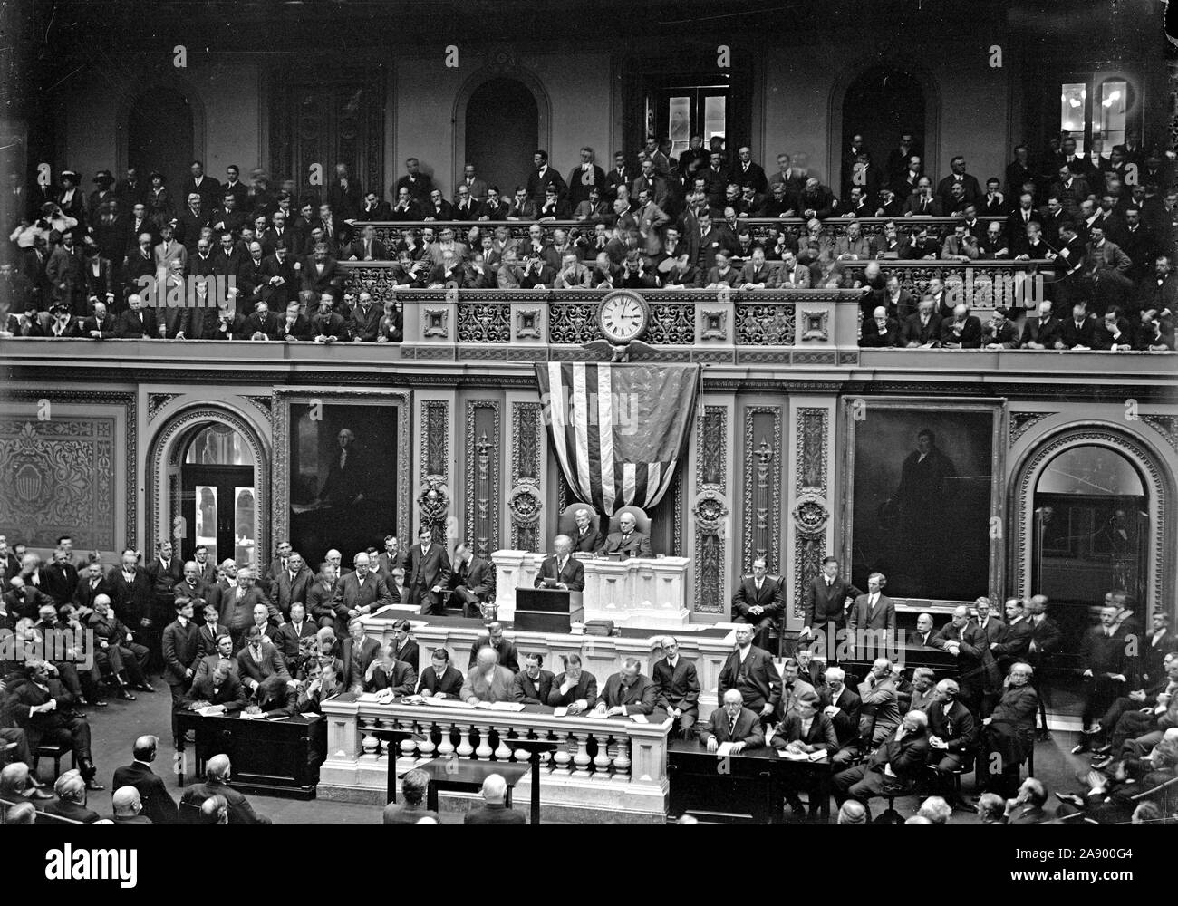 Le Président Woodrow Wilson s'exprimant devant le Congrès ca. 1913 Banque D'Images