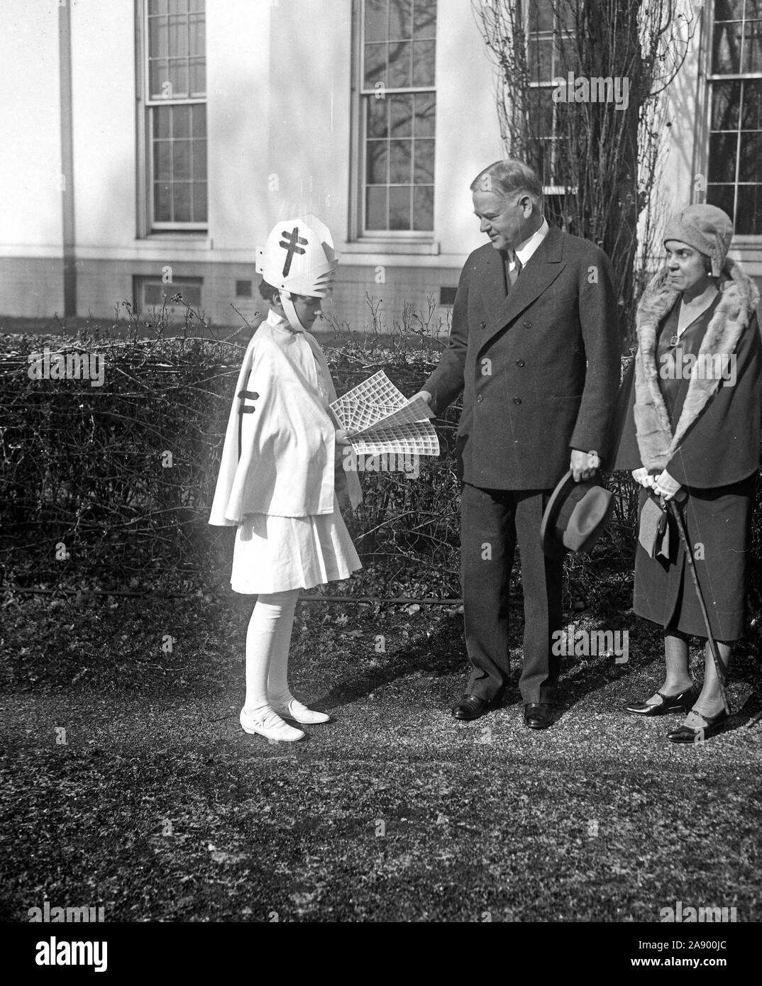 Le président Hoover achète son offre de Noël pour les phoques de la santé jeune crusader 12/3/1929 Banque D'Images