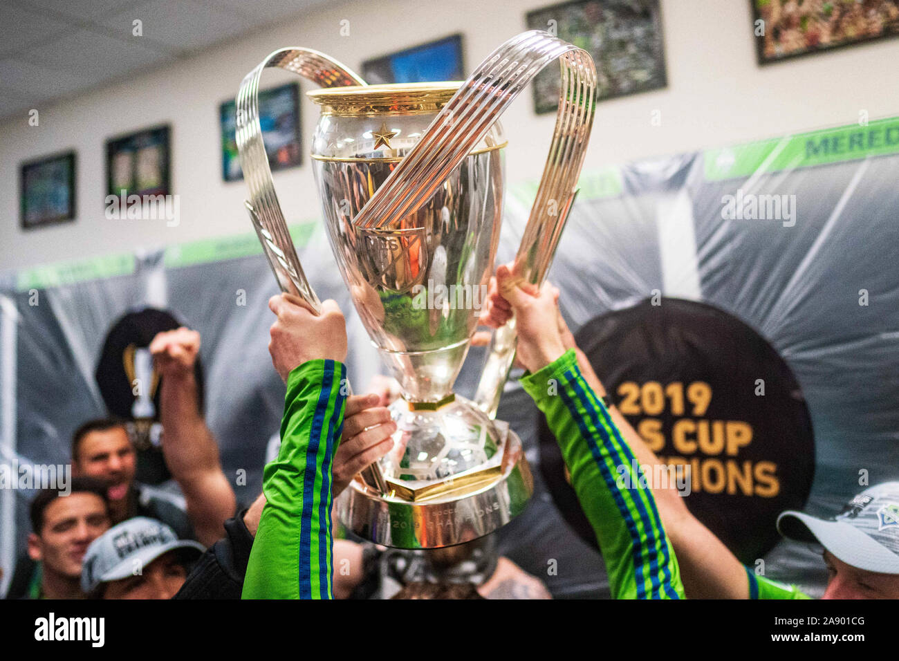 Seattle Sounders joueurs célébrer après avoir remporté le championnat de la Coupe MLS match entre les Sounders de Seattle et Toronto FC à CenturyLink Field le dimanche 10 novembre 2019 à Seattle, WA. Jacob Kupferman/CSM Banque D'Images