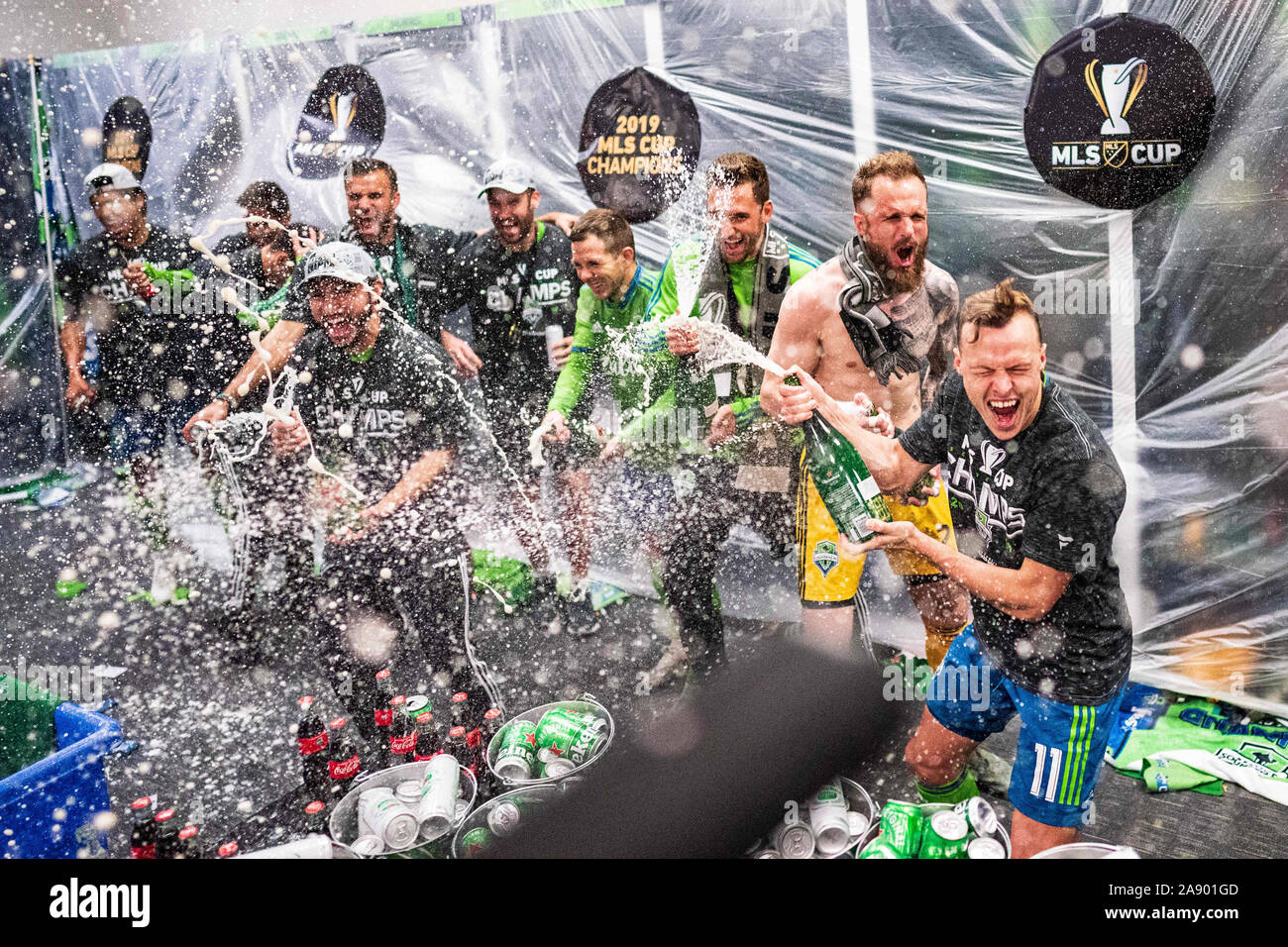 Seattle Sounders joueurs célébrer après avoir remporté le championnat de la Coupe MLS match entre les Sounders de Seattle et Toronto FC à CenturyLink Field le dimanche 10 novembre 2019 à Seattle, WA. Jacob Kupferman/CSM Banque D'Images