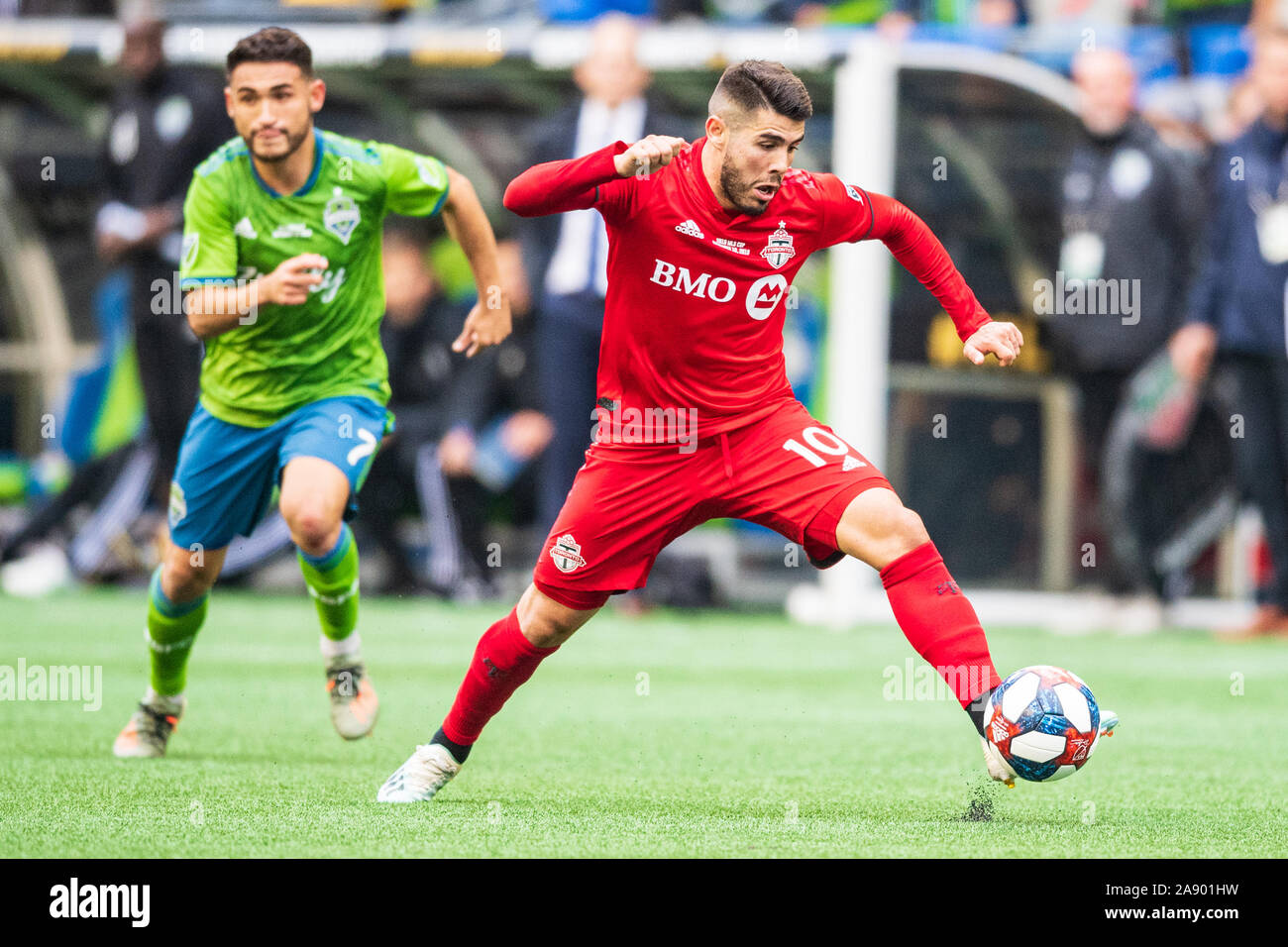 Le milieu de terrain Alejandro Pozuelo Toronto FC (10) au cours de la MLS Cup Championship match entre les Sounders de Seattle et Toronto FC à CenturyLink Field le dimanche 10 novembre 2019 à Seattle, WA. Jacob Kupferman/CSM Banque D'Images