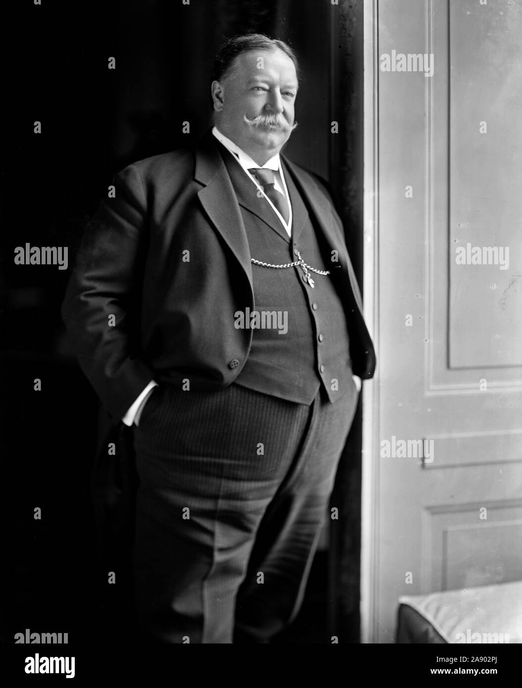 William Howard Taft (debout) ca. 1905-1930 Banque D'Images