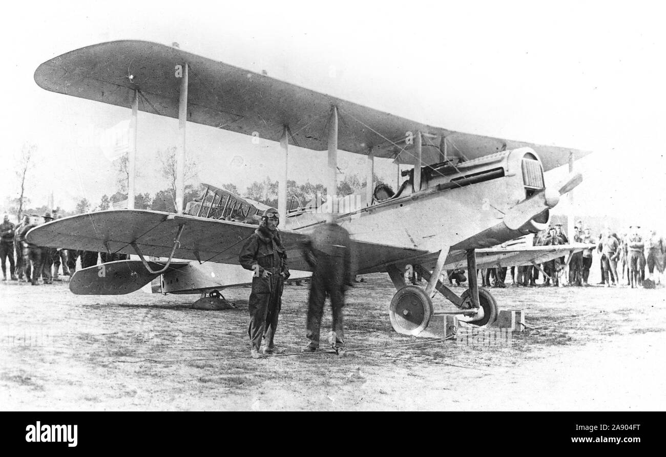 1917 - avions pour l'usage du gouvernement. Dayton-Wright Aeroplane Company Usine, Dayton, Ohio. Première D.H.-4 assemblés et volé 17 Mai, 1917 Banque D'Images