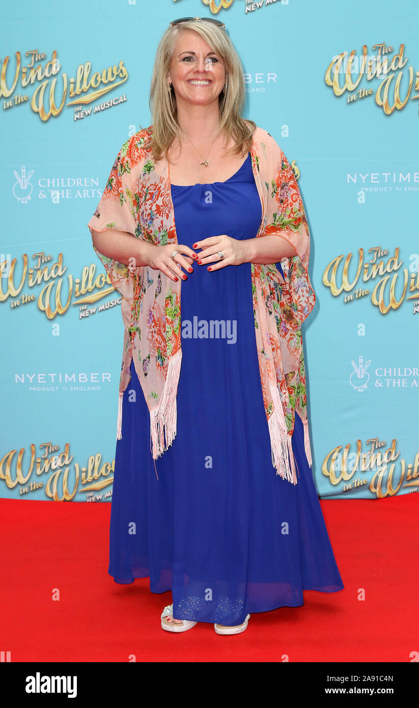 29 juin 2017 - Londres, Angleterre, Royaume-Uni - Gala musical « The Wind in the Willows », Londres Palladium photo shows: Sally Lindsay Banque D'Images