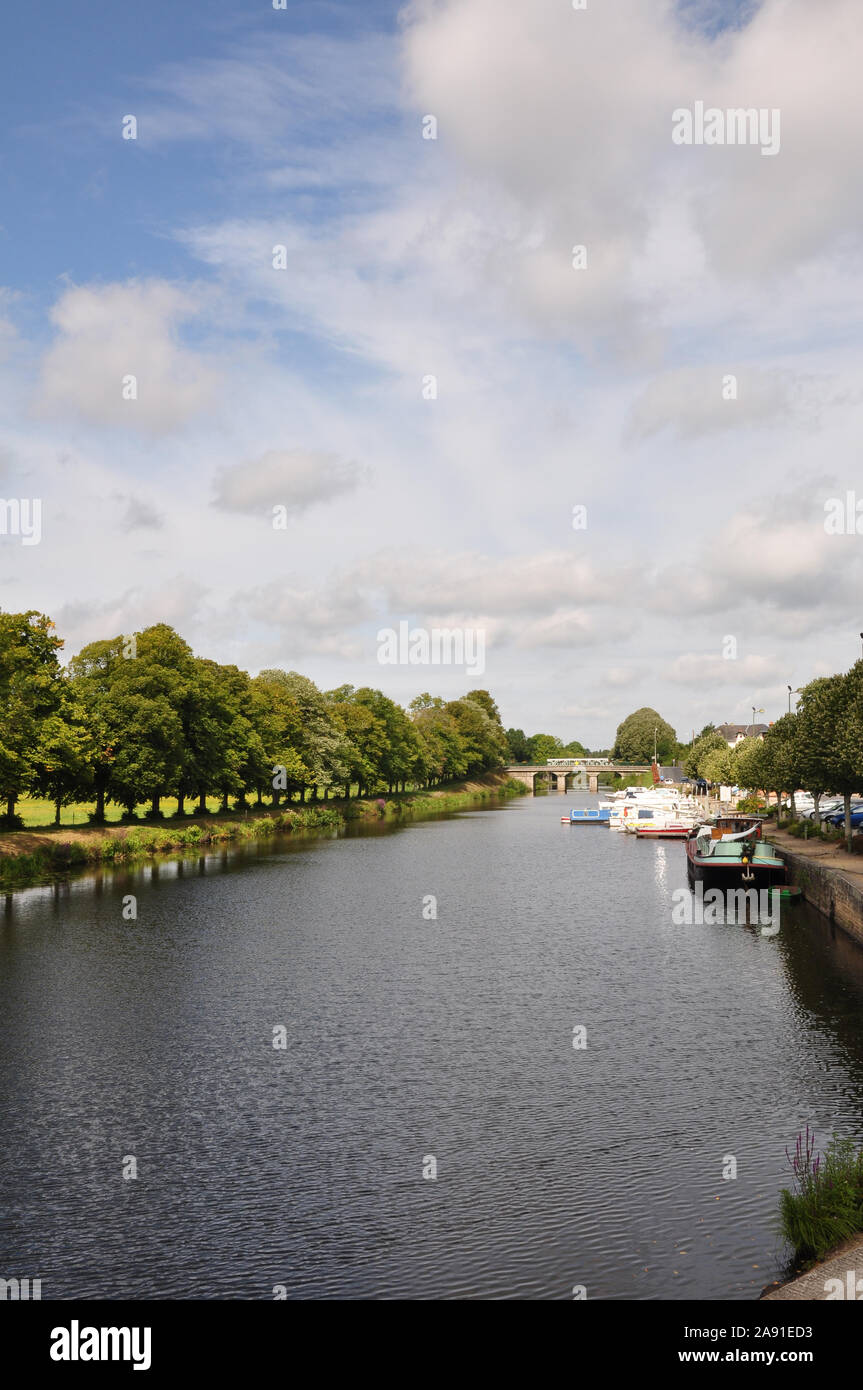 Canal de nantes a brest Banque de photographies et d’images à haute