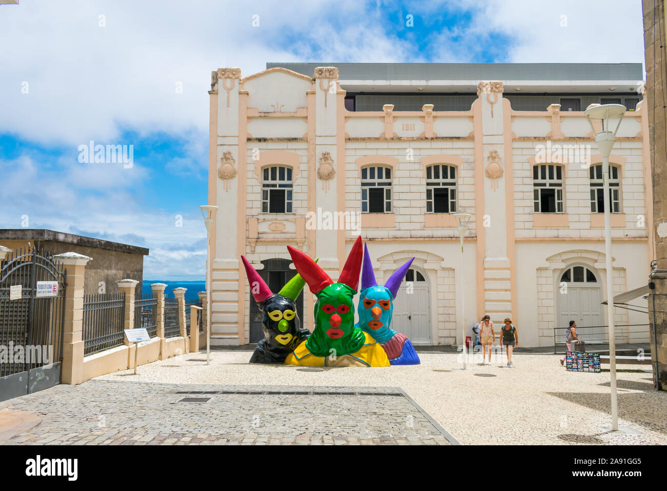 Salvador - Bahia, Brésil - Circa 2019 Septembre : une vue de l'entrée de la Casa do carnaval de Bahia, un musée d'Art moderne sur le thème du carnaval de Salvador Banque D'Images