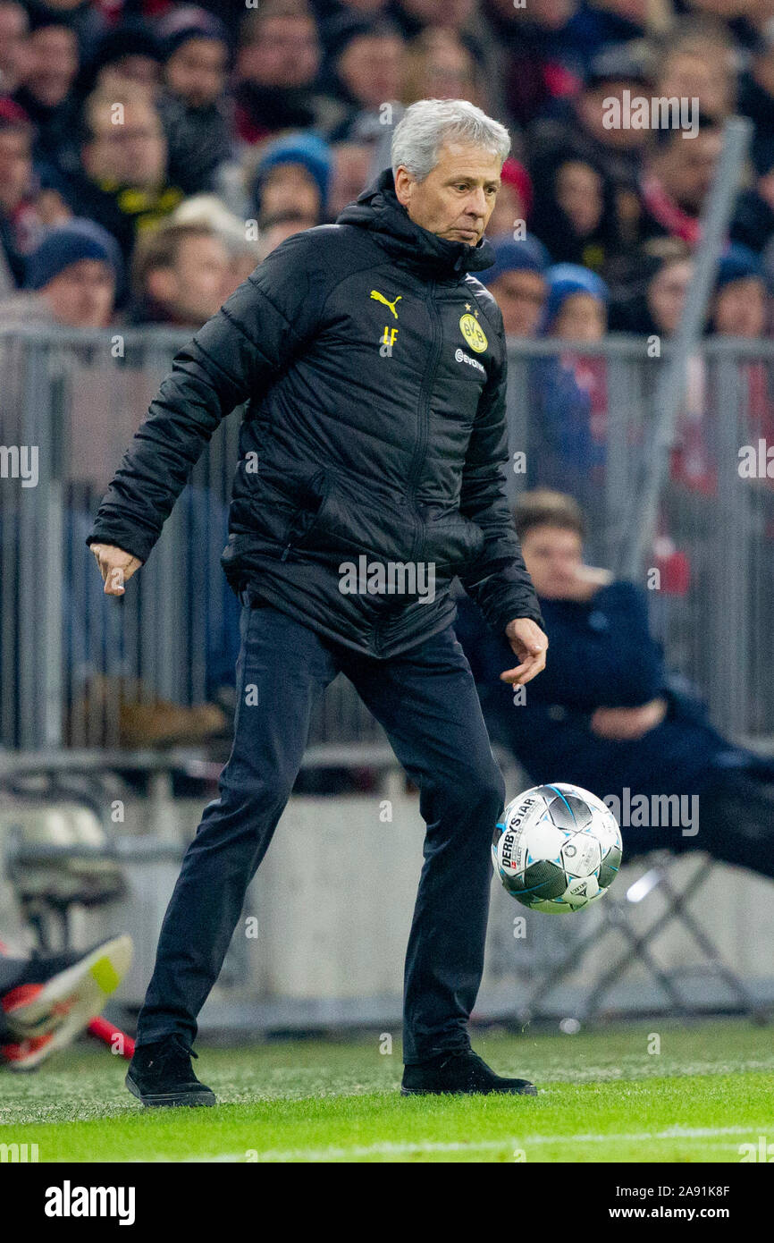 L'entraîneur de Dortmund Lucien FAVRE (NE). Le soccer, le FC Bayern Munich (M) - Borussia Dortmund (NE) 4 : 0, Bundesliga, 11.journée saison 2019/2020,, le 09/11/2019 à Muenchen/ALLIANZARENA/Allemagne. Note de rédaction : DFL règlement interdit toute utilisation des photographies comme des séquences d'images et/ou quasi-vidéo. ¬ | conditions dans le monde entier Banque D'Images