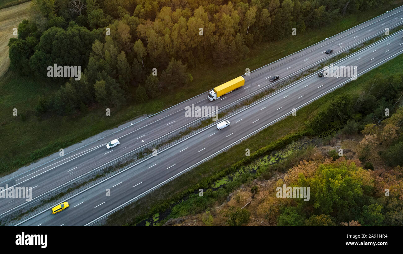 Les voitures sur l'Autoroute, Vue aérienne Banque D'Images