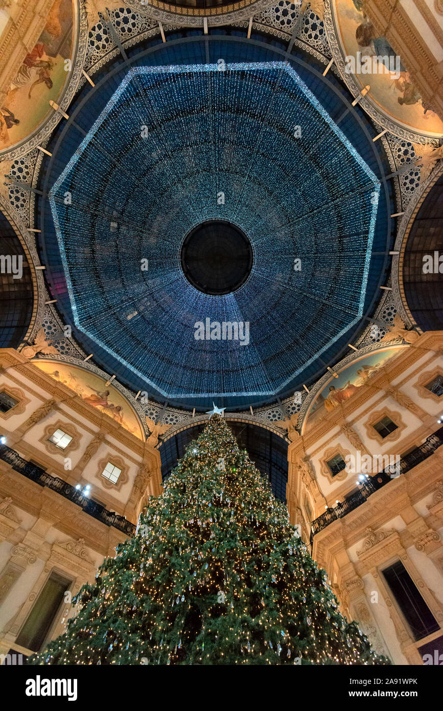 La galerie Vittorio Emanuele pendant les vacances de Noël Banque D'Images