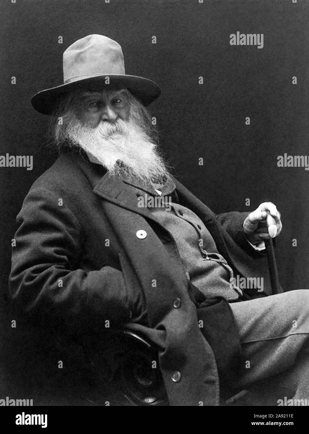 Vintage photo portrait de poète, essayiste et journaliste Walt Whitman (1819 - 1892). Circa 1887 Photo by Cox. Banque D'Images