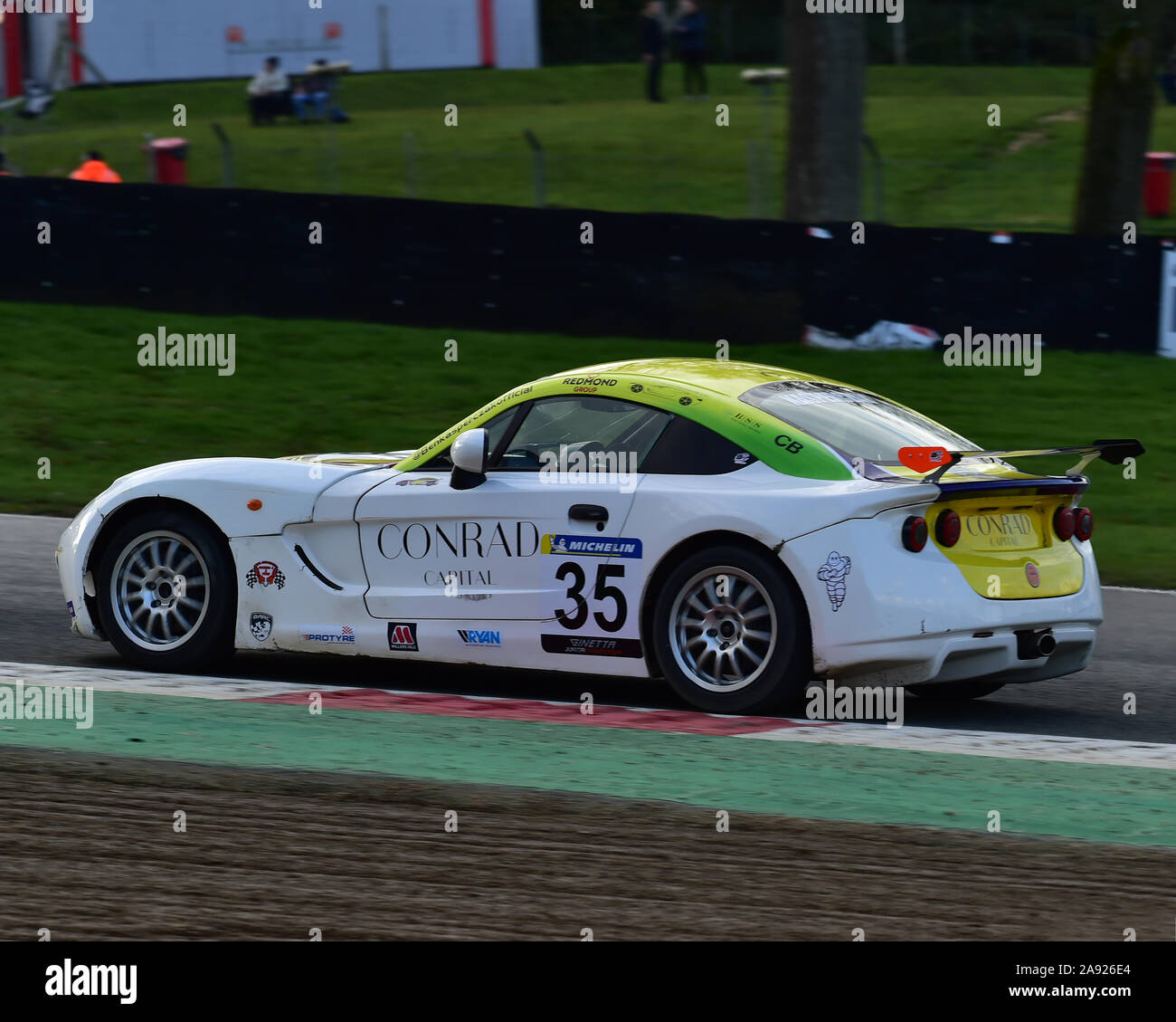 Ben Kasperczak, Ginetta G40 Ginetta Junior, Championnat d'hiver Junior, BARC, dans la nuit réunion de courses, Brands Hatch, novembre 2019, circuit Banque D'Images