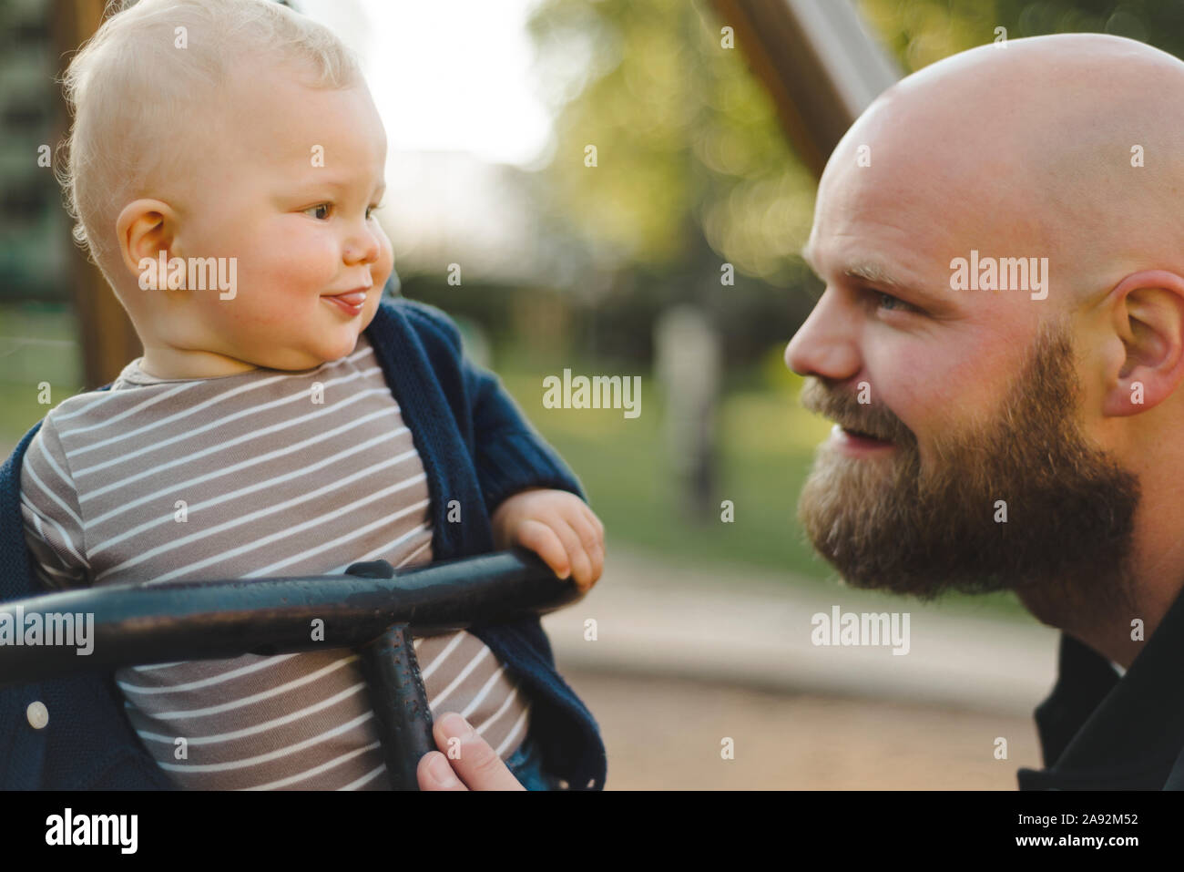 Père avec bébé Banque D'Images