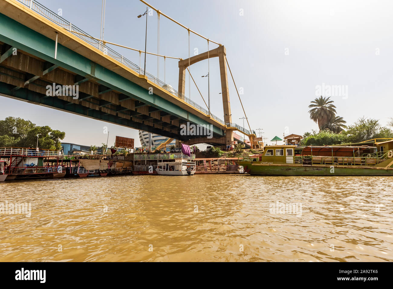 Pont Tuti sur le Nil Bleu; Khartoum, Khartoum, Soudan Banque D'Images