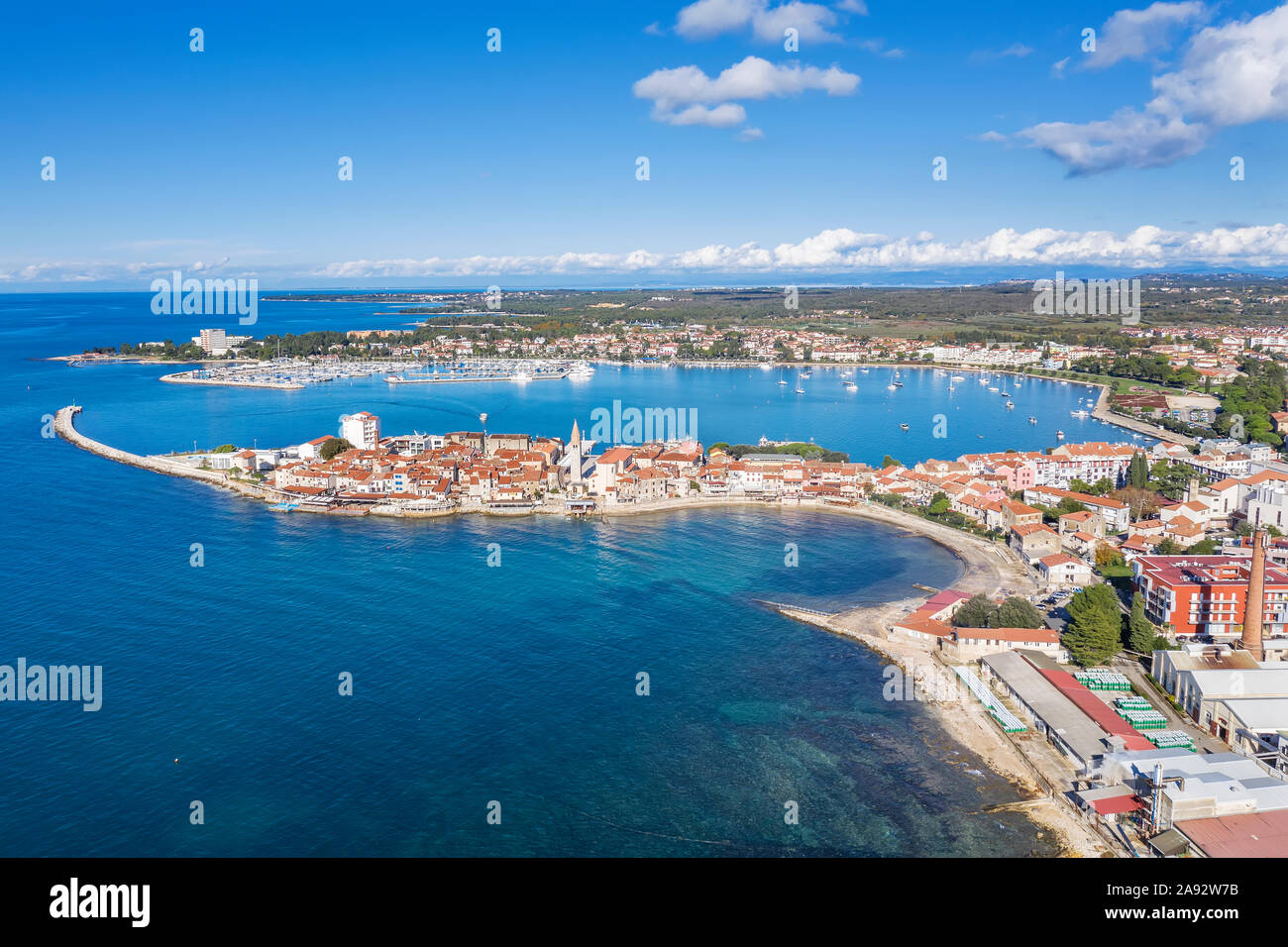 Une vue aérienne de la vieille ville d'Umag, Istrie, Croatie Banque D'Images