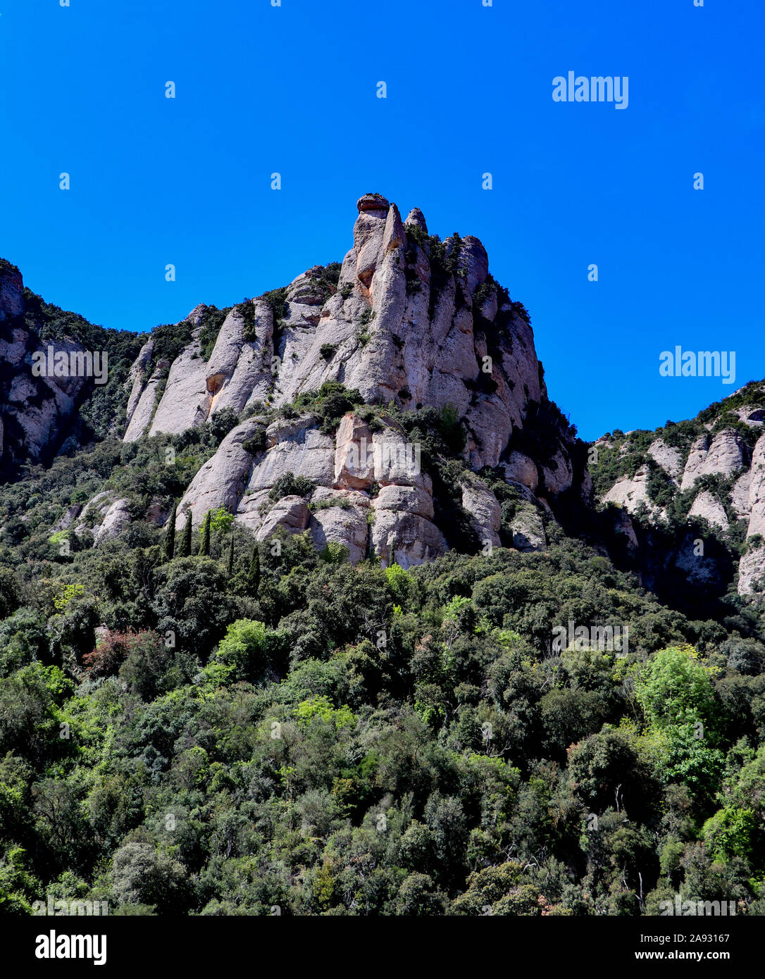 Gamme de montagne de Santa Maria de Montserrat Abbey à Monistrol, Catalogne, Espagne Banque D'Images