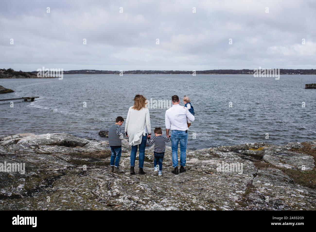 Famille en mer Banque D'Images