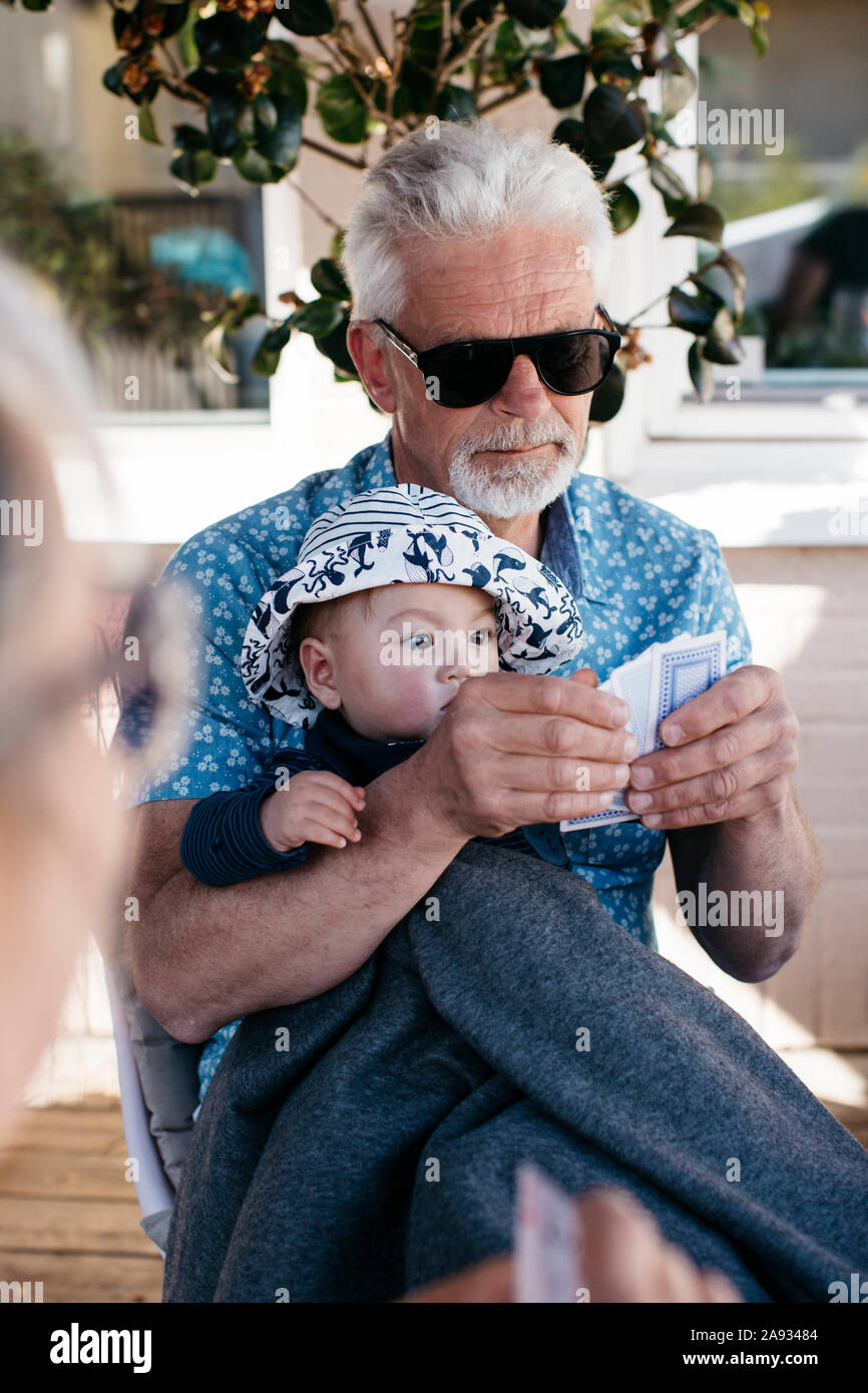 Grand-père avec bébé Banque D'Images