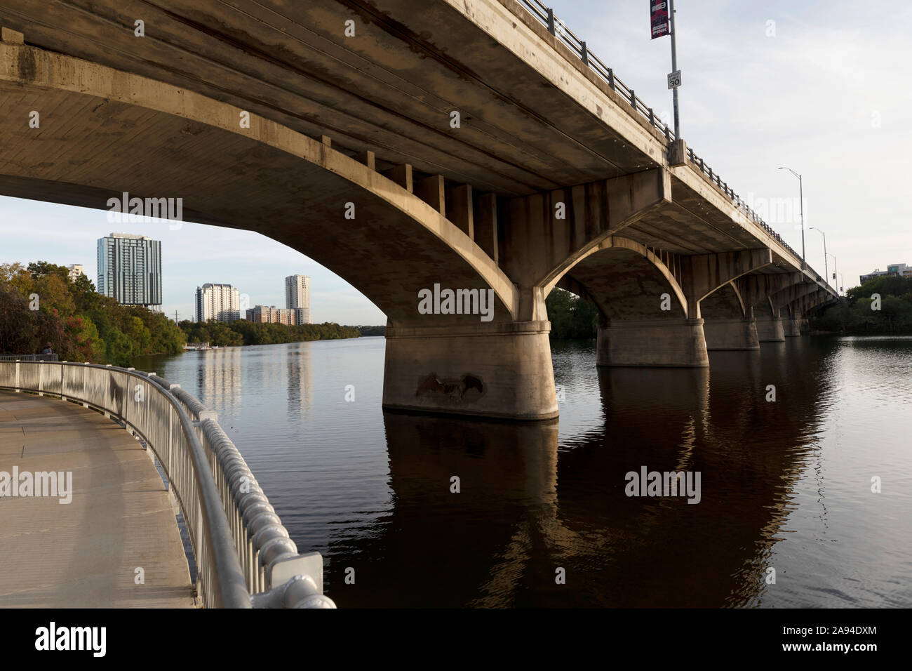 Ann Richards, Congress Avenue Bridge, Lady Bird Lake Austin, Texas Banque D'Images