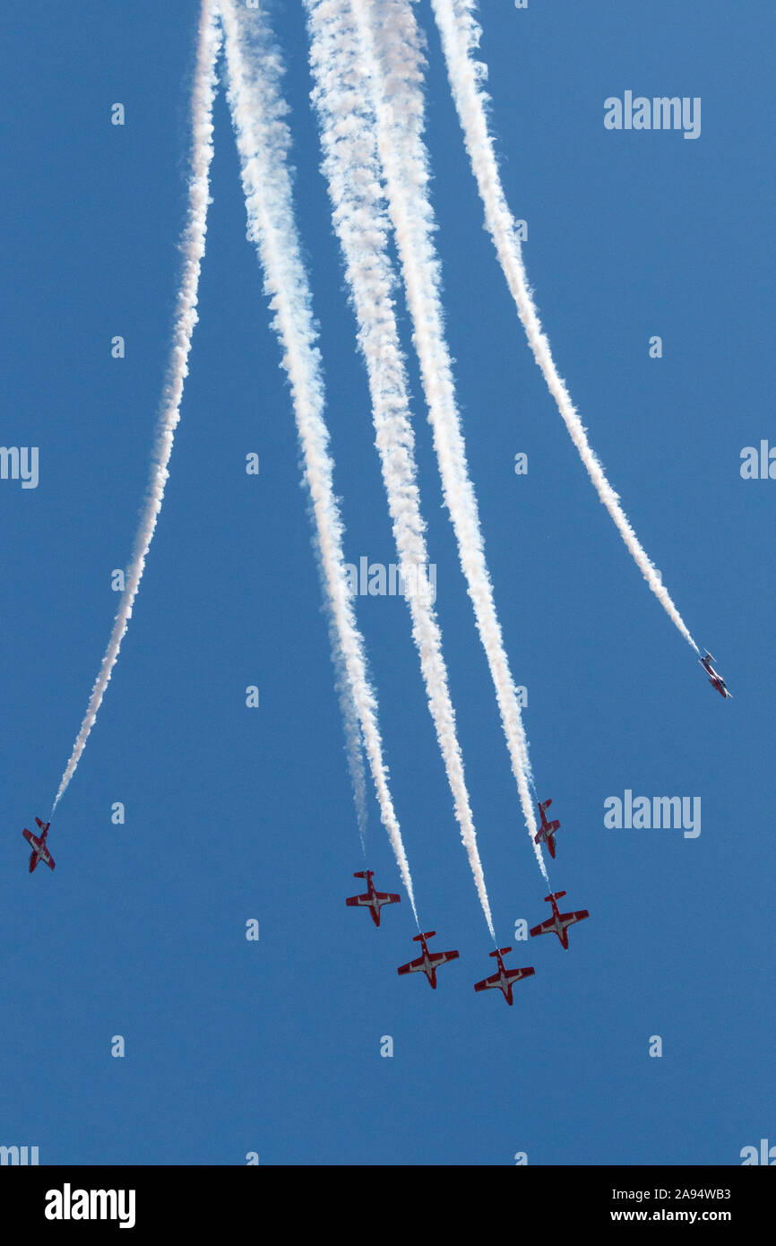 Les Snowbirds des Forces canadiennes se produiront au 2016 Spirit of Saint Louis Air Show & STEM Expo. Banque D'Images