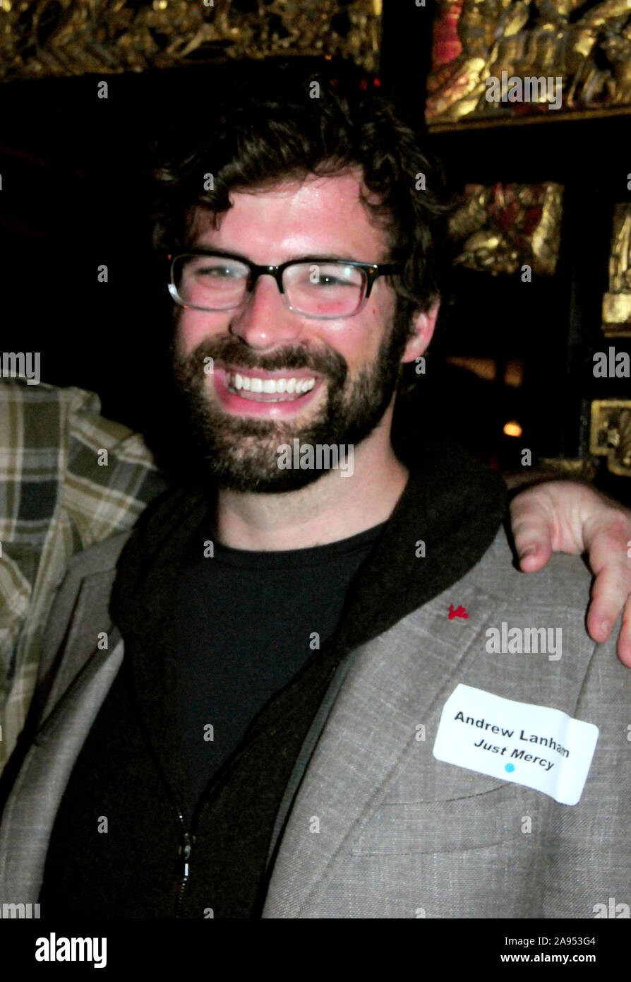 West Hollywood, Californie, USA 12 novembre 2019 Écrivain Andrew Lanham assiste à la Writers Guild of America West médias spécial 'réception derrière l'écran" le 12 novembre 2019 à Formosa Cafe à West Hollywood, Californie, USA. Photo de Barry King/Alamy Live News Banque D'Images