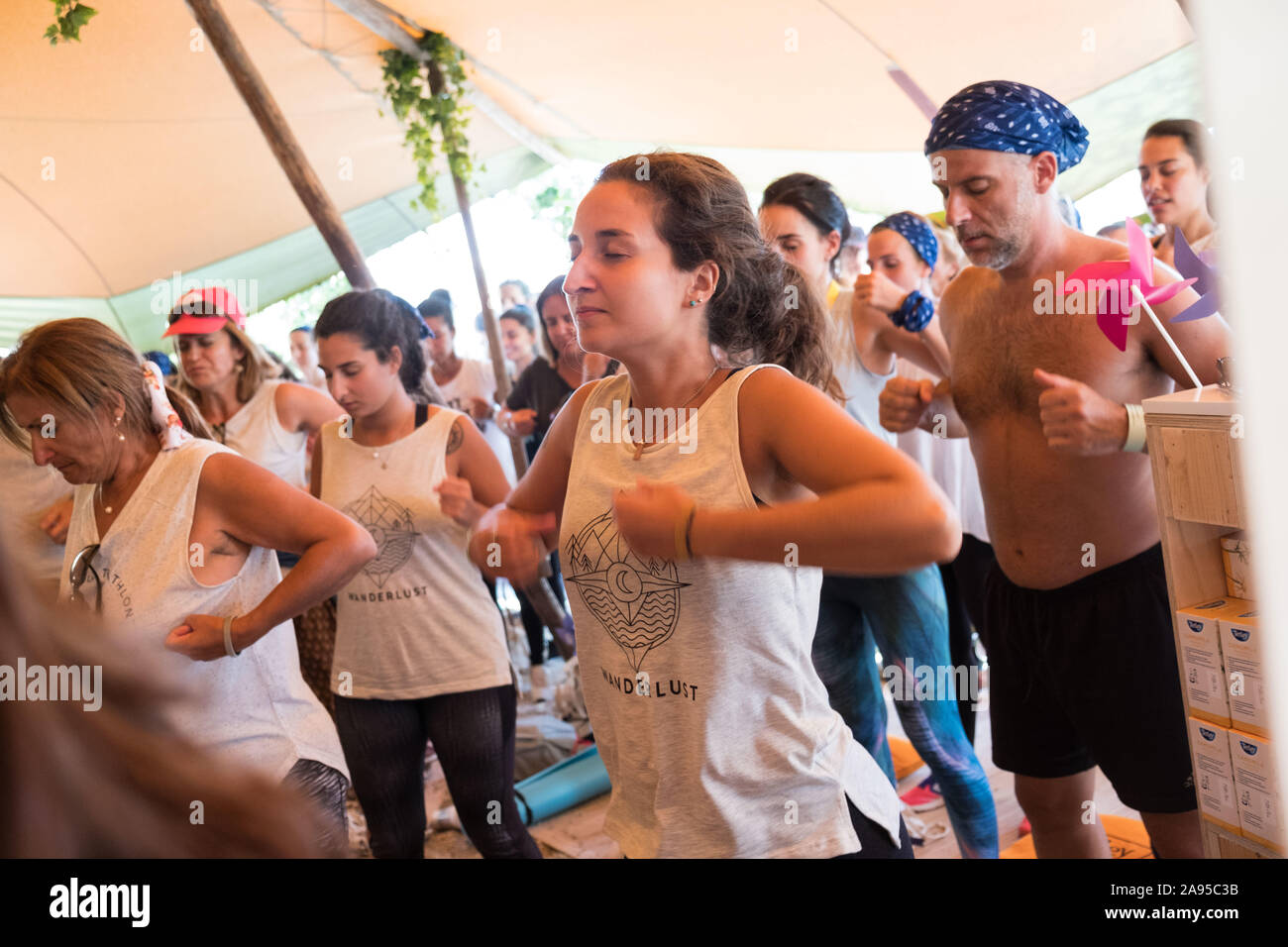 Amélioration de l'autonomie et de motivation à la classe groupe Wanderlust festival, à Lisbonne, Portugal. Banque D'Images