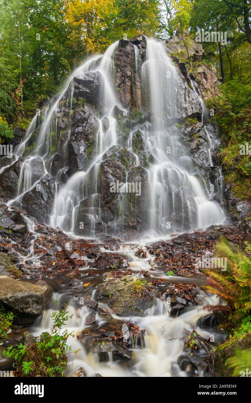 Cascade de Graben 15, Bad Harzburg, Basse-Saxe, Allemagne Banque D'Images Cascade de Graben 15, Bad Harzburg, Basse-Saxe, Allemagne Banque D'Images