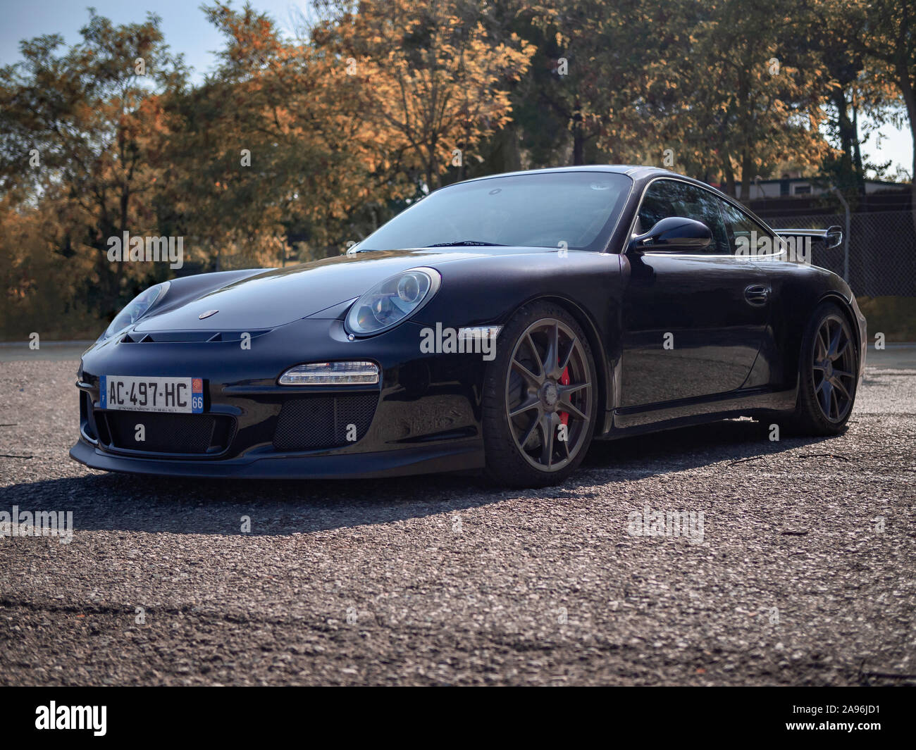 MONTMELO, ESPAGNE-29 septembre 2019 : 2e génération 2009 Porsche 911 (997) GT3 (aka 997,2 GT3) à des rues de ville Banque D'Images