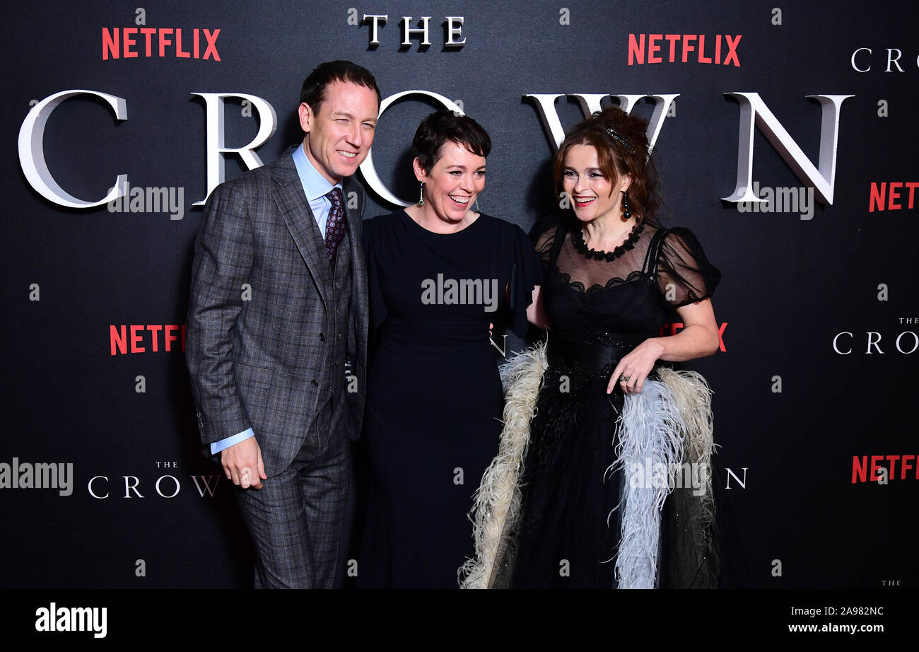 Tobias Menzies, Olivia Colman et Helena Bonham Carter qui arrivent pour la saison de la Couronne Trois Premiere tenue au Curzon Mayfair, Londres. Banque D'Images