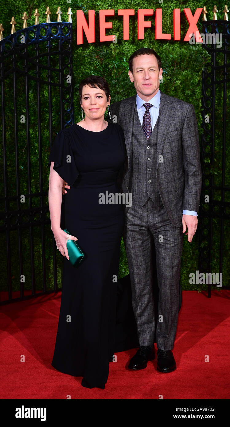 Olivia Colman et Tobias Menzies arrivant pour la saison de la Couronne Trois Premiere tenue au Curzon Mayfair, Londres. Banque D'Images
