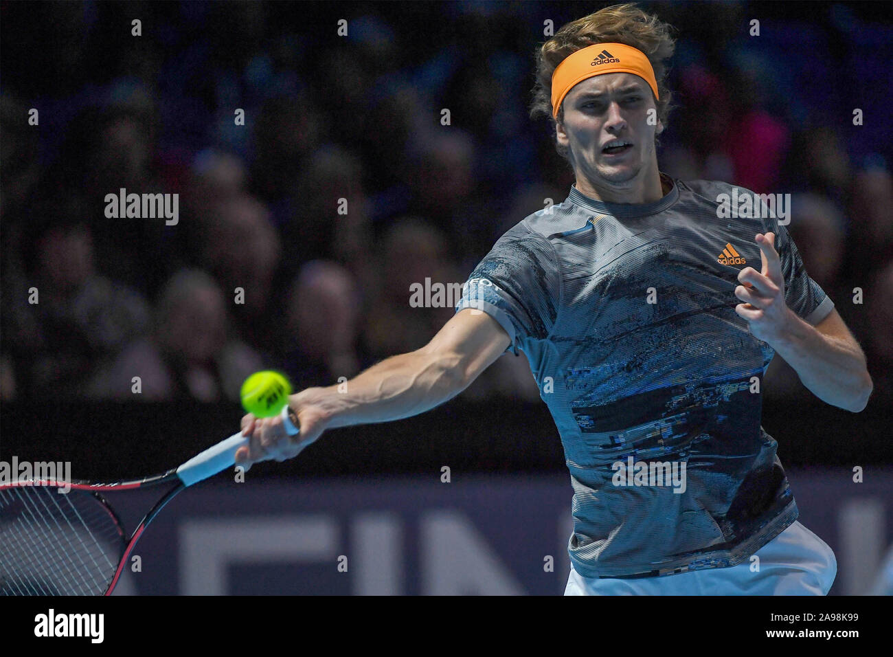 Londres, Royaume-Uni, 13 Nov 2019, Alexander zverev, ger, lors de l'ATP Nitto STEFANOS TSITSIPAS Final Vs ALEXANDER ZVEREV - Internationaux de Tennis - Crédit : LPS/Roberto Zanettin/Alamy Live News Banque D'Images