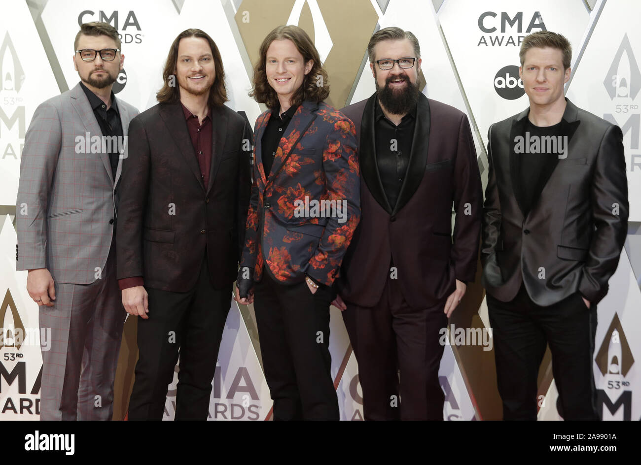 Nashville, États-Unis. 13 Nov, 2019. Le groupe accueil gratuit arrive pour la 52e assemblée annuelle Country Music Association Awards au Bridgestone Arena de Nashville, Tennessee Mercredi, 13 novembre 2019. Photo de John Angelillo/UPI UPI : Crédit/Alamy Live News Banque D'Images