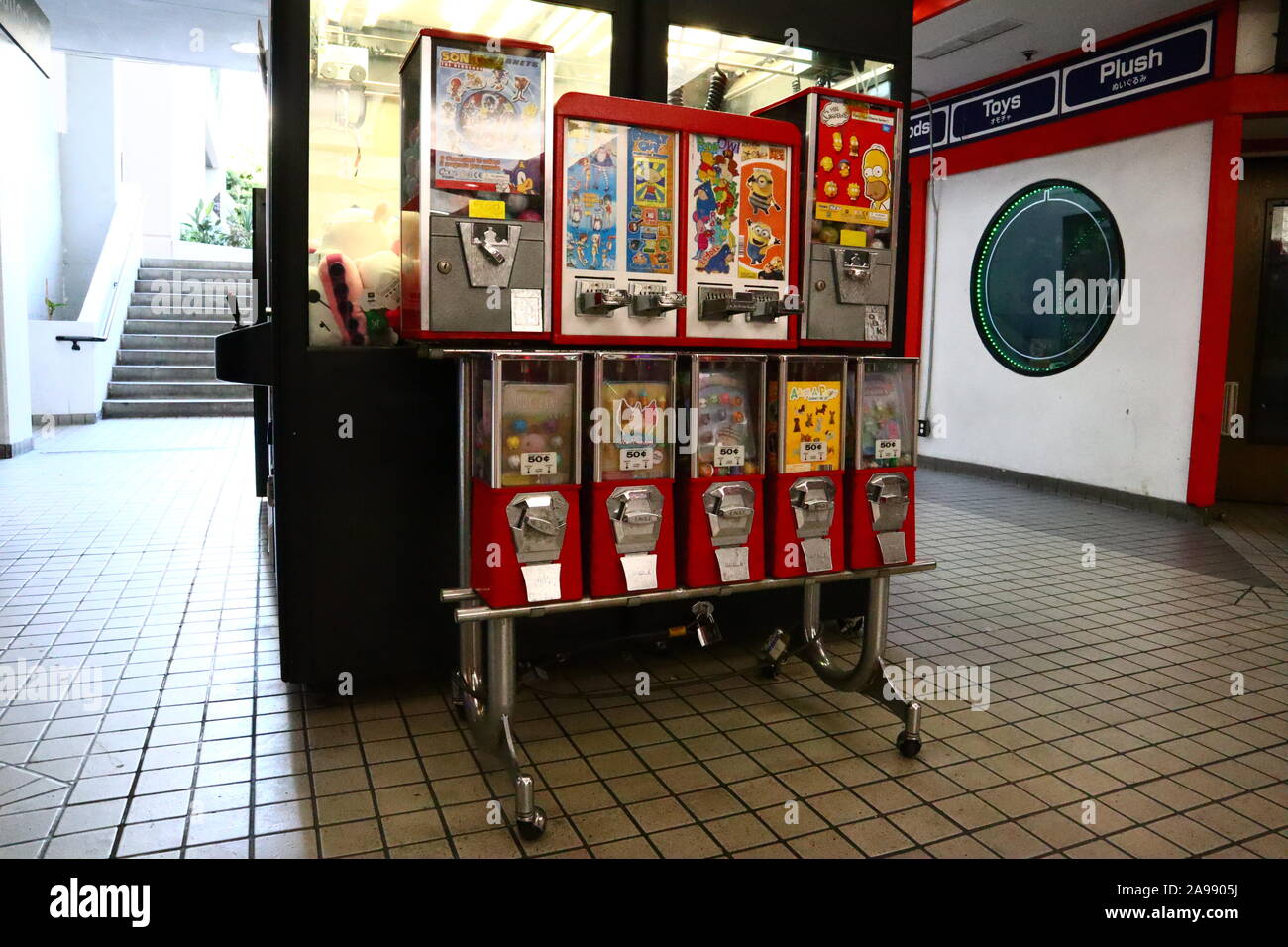 Vue Sur La Place Du Village Japonais Little Tokyo Mall Sur Le Centre Ville De Los Angeles Californie Photo Stock Alamy