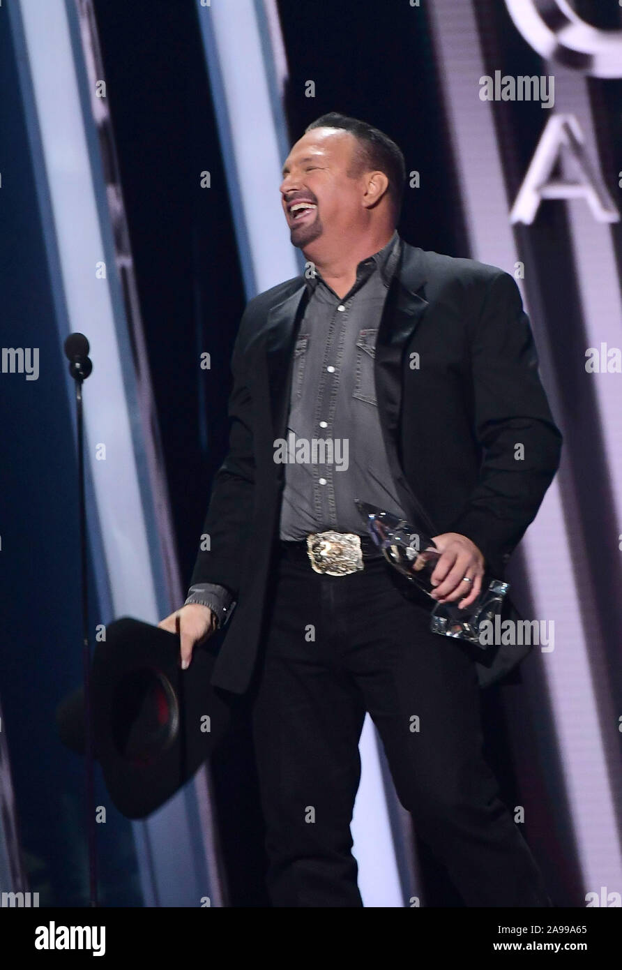 14 novembre 2035, Nashville, TN, USA : 13 novembre 2019 - Nashville, Tennessee - Garth Brooks. La 51e édition des CMA Awards, la plus grande soirée de musique country, s'est tenue à Bridgestone Arena. Crédit photo : Laura Farr/AdMedia Banque D'Images