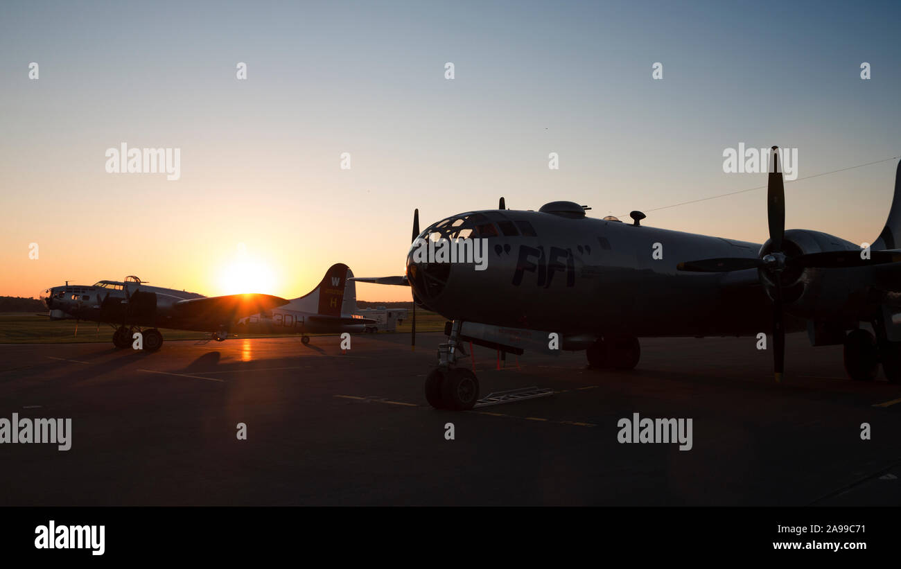 La Seconde Guerre mondiale B-29 Superfortress 'Fifi' sur l'affichage à la fin de 2015 bombardiers lourds à Madison, Wisconsin Banque D'Images