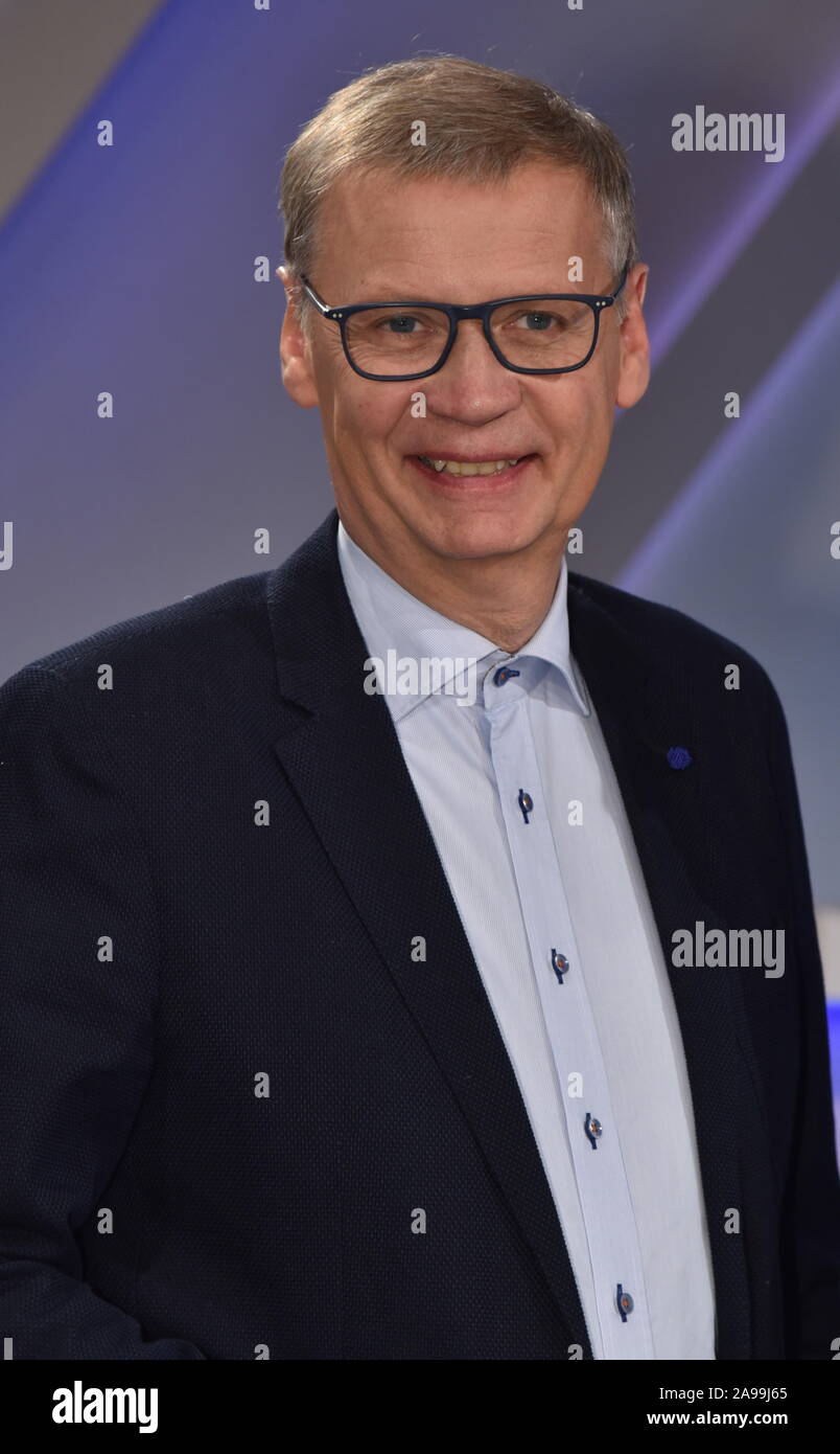 Cologne, Allemagne. 13 Nov, 2019. Le présentateur Günther Jauch est l'invité de l'ARD talk show ' Maischberger . La semaine : Horst Galuschka de crédit '/dpa/Horst Galuschka dpa/Alamy Live News Banque D'Images
