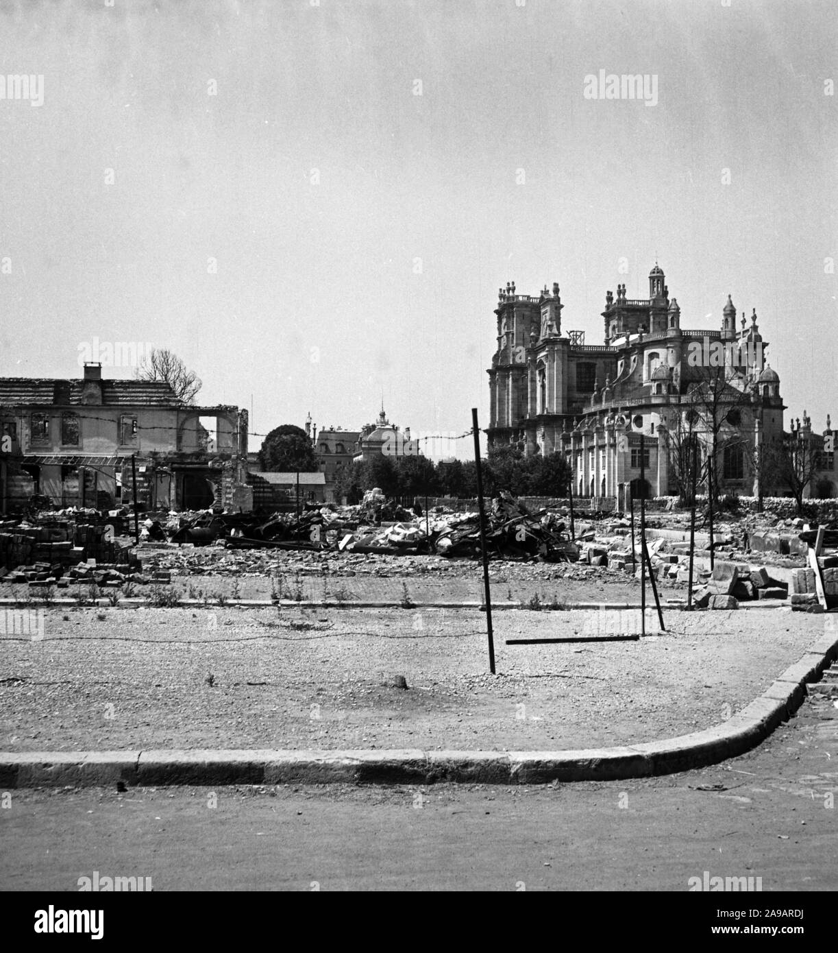 Petite ville, peut-être détruit après la guerre civile espagnole, l'Espagne 1930. Banque D'Images