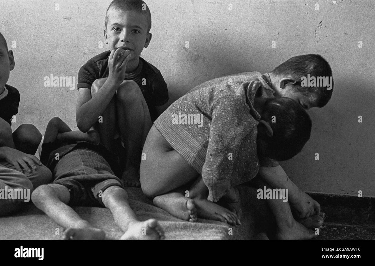 Hôpital pour enfants handicapés, Shkodra, l'Albanie, SEP' 91 Banque D'Images