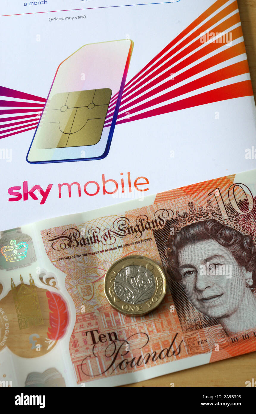 Carte Sim Mobile ciel et la publicité de l'argent, Royaume-Uni Banque D'Images