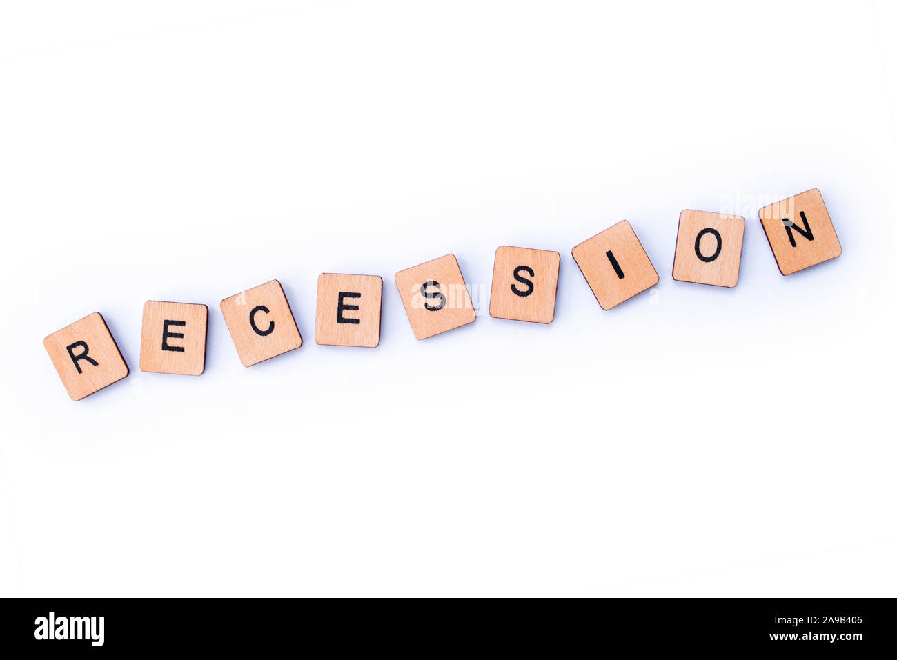 Le mot récession, de l'épeautre avec des lettres. Banque D'Images