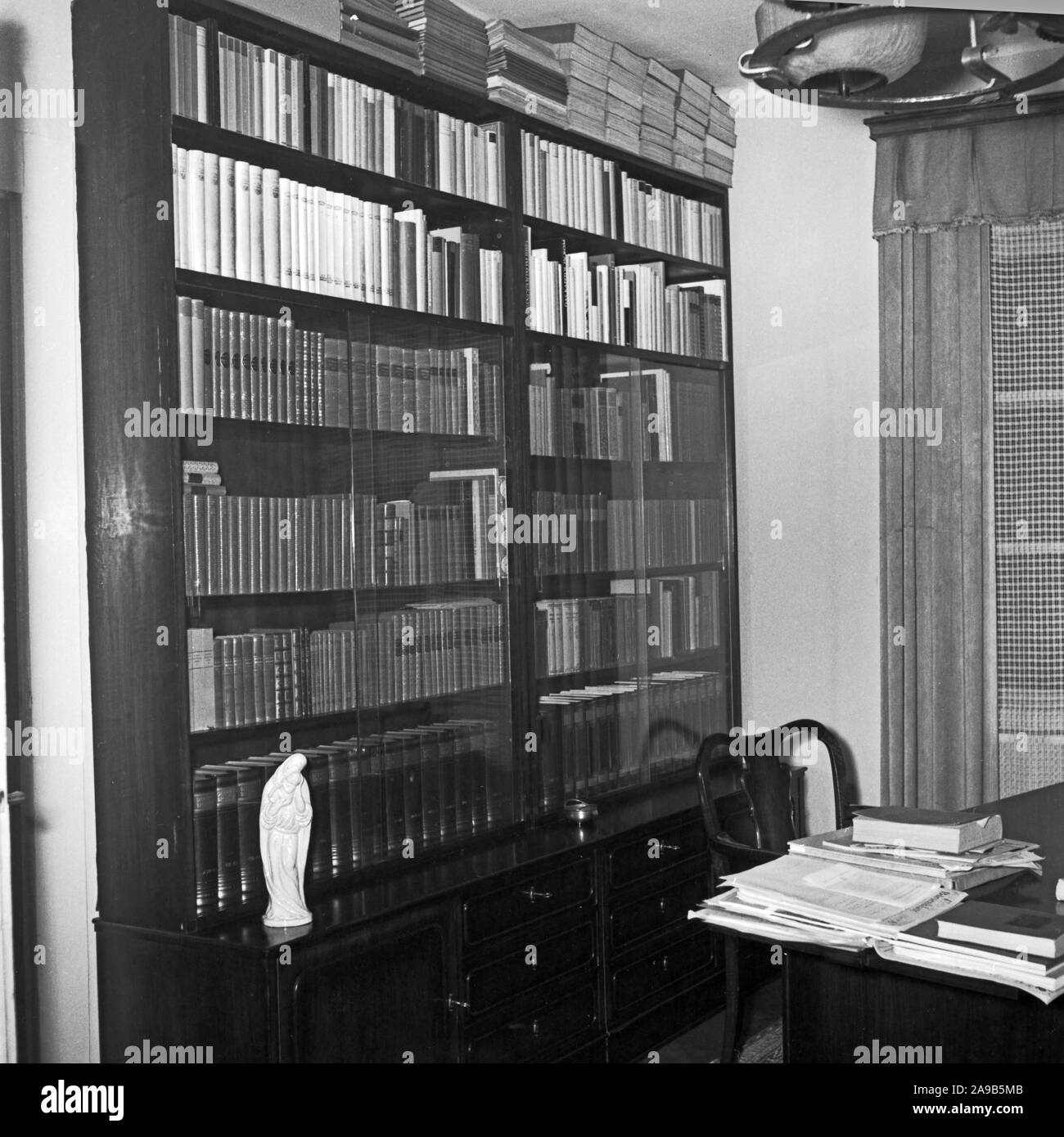 Intérieur d'un salon en Allemagne, années 50. Banque D'Images