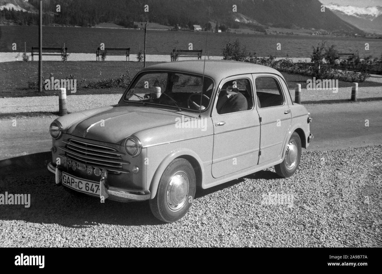 Une NSU Type Fiat Neckar 1100 103 H, l'Allemagne des années 1950. Banque D'Images