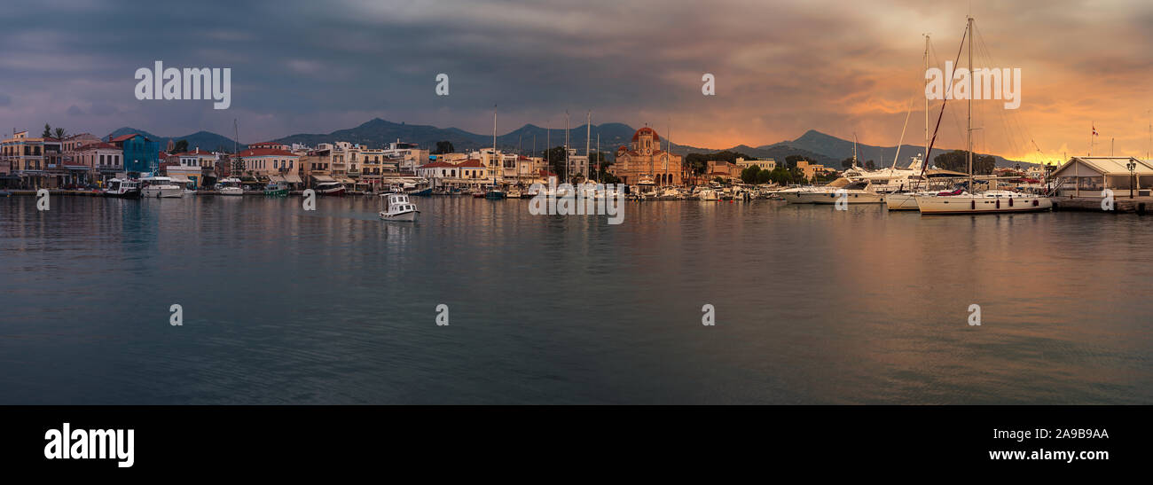 Grèce - Aegina Island Harbour Banque D'Images