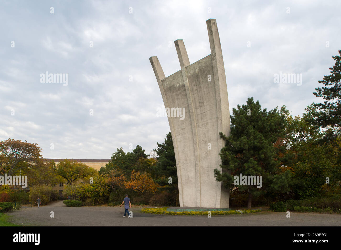 15.10.2018, Berlin, Allemagne - Air bridge monument à l'endroit du pont aérien. 0CE181015D019CAROEX.JPG [communiqué de modèle : sans objet, la propriété R Banque D'Images