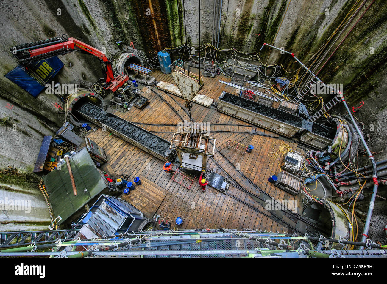 16.06.2016, Oberhausen, Rhénanie du Nord-Westphalie, Allemagne - conversion Emscher, nouvelle construction de l'Emscher, tuebbing AKE d'égout au niveau de l'arbre de transmission tunnel 2 Banque D'Images
